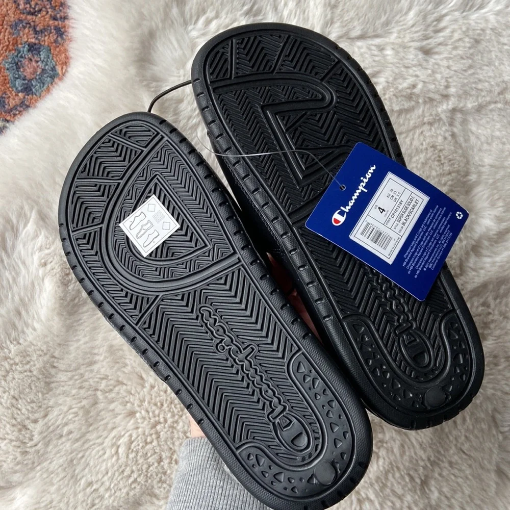 Champion kids super slide sandal black athletic slip on logo shoe boys size 4